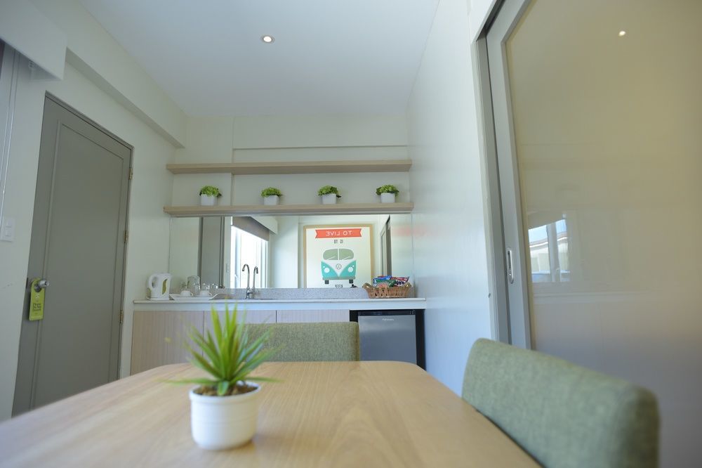 Reddoorz @ General Segundo Avenue Laoag Hotel ภายนอก รูปภาพ