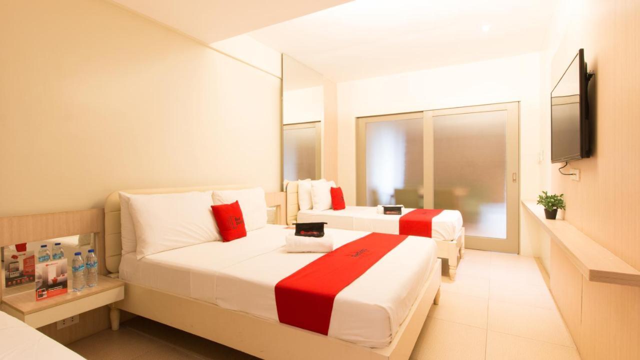 Reddoorz @ General Segundo Avenue Laoag Hotel ภายนอก รูปภาพ