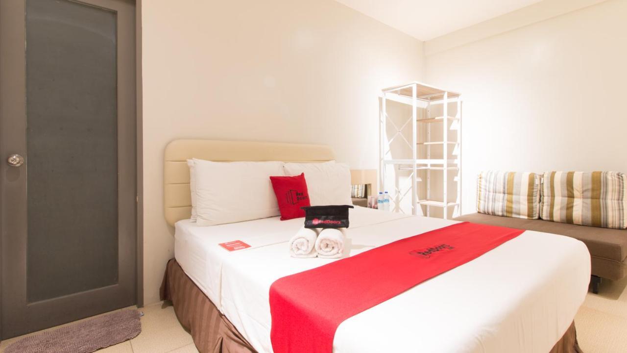 Reddoorz @ General Segundo Avenue Laoag Hotel ภายนอก รูปภาพ