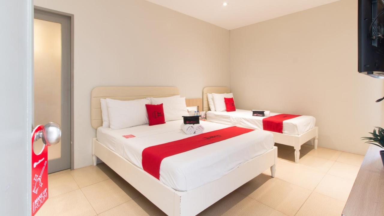Reddoorz @ General Segundo Avenue Laoag Hotel ภายนอก รูปภาพ