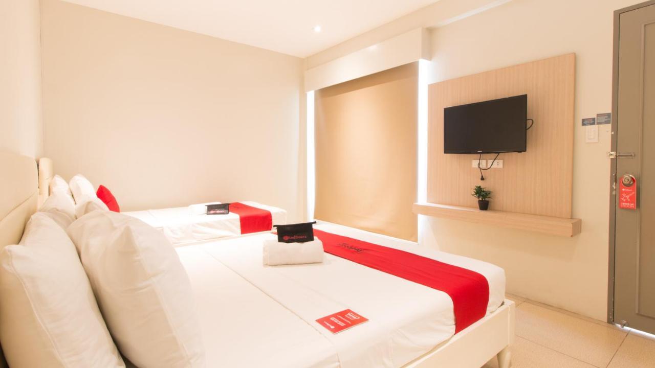 Reddoorz @ General Segundo Avenue Laoag Hotel ภายนอก รูปภาพ