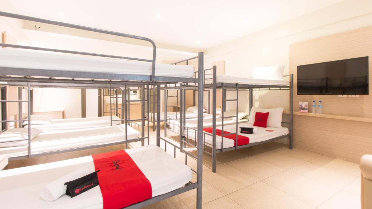 Reddoorz @ General Segundo Avenue Laoag Hotel ภายนอก รูปภาพ