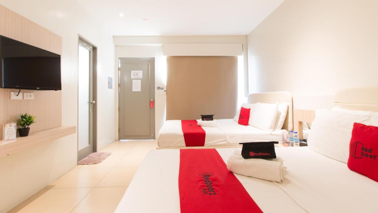 Reddoorz @ General Segundo Avenue Laoag Hotel ภายนอก รูปภาพ