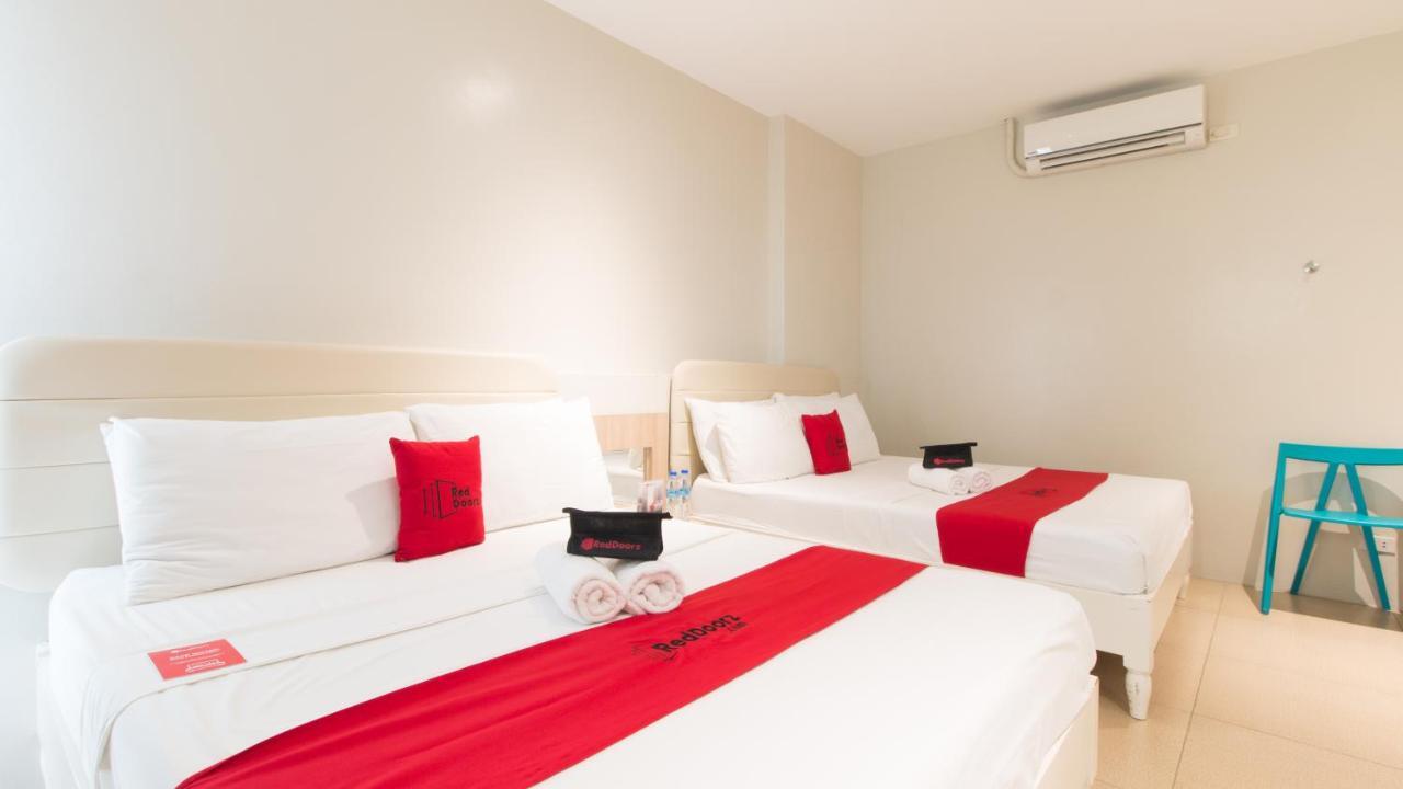 Reddoorz @ General Segundo Avenue Laoag Hotel ภายนอก รูปภาพ