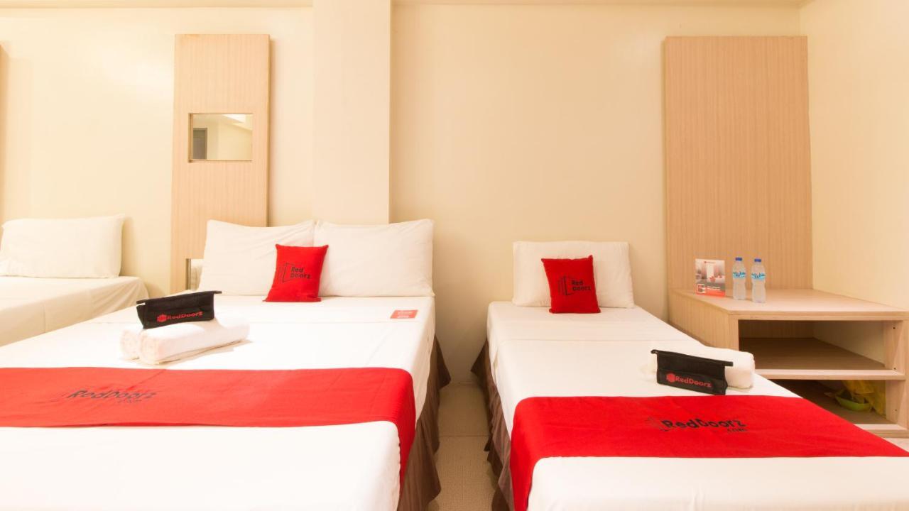 Reddoorz @ General Segundo Avenue Laoag Hotel ภายนอก รูปภาพ